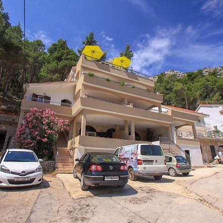 Apartment Cesare 3 Zastražišće المظهر الخارجي الصورة