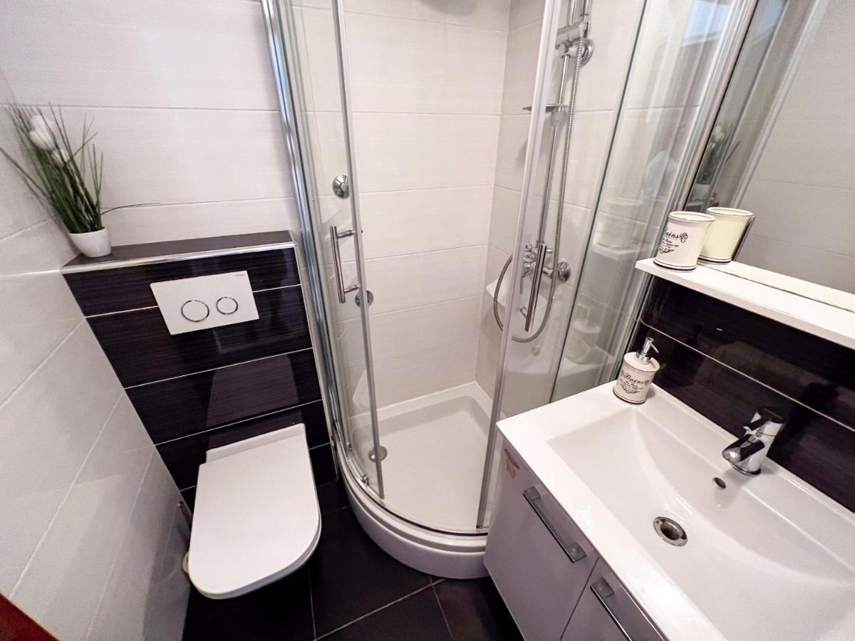 Apartment Cesare 3 Zastražišće المظهر الخارجي الصورة