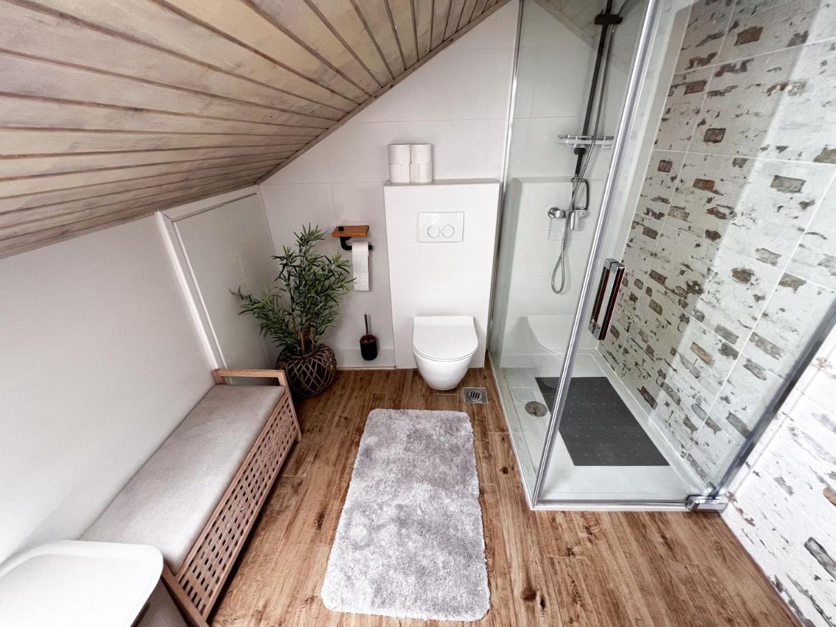 Apartment Cesare 3 Zastražišće المظهر الخارجي الصورة