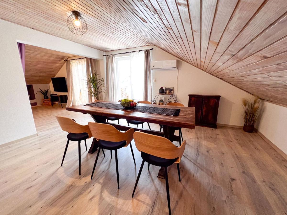 Apartment Cesare 3 Zastražišće المظهر الخارجي الصورة